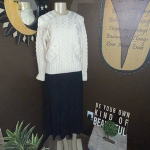 😍Small Carven Wool Sweater in Great USED condition